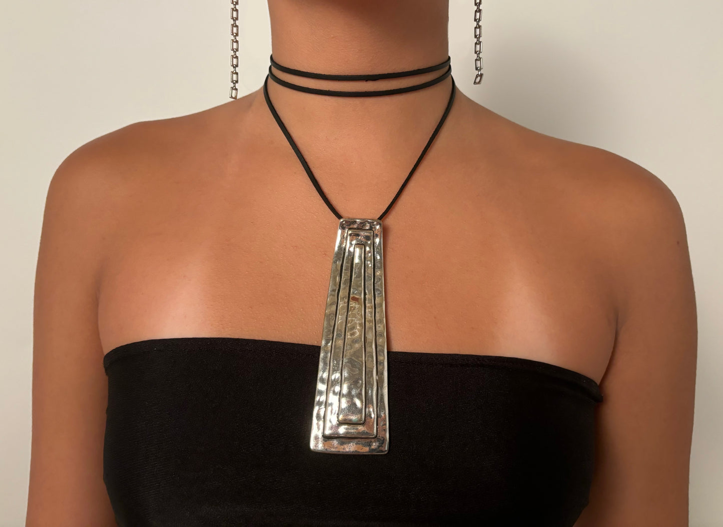 Ágape String Necklace